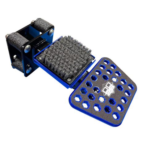 DD26 Fishing Access STEPXL with Mean Clean Kick Brush - product image 3